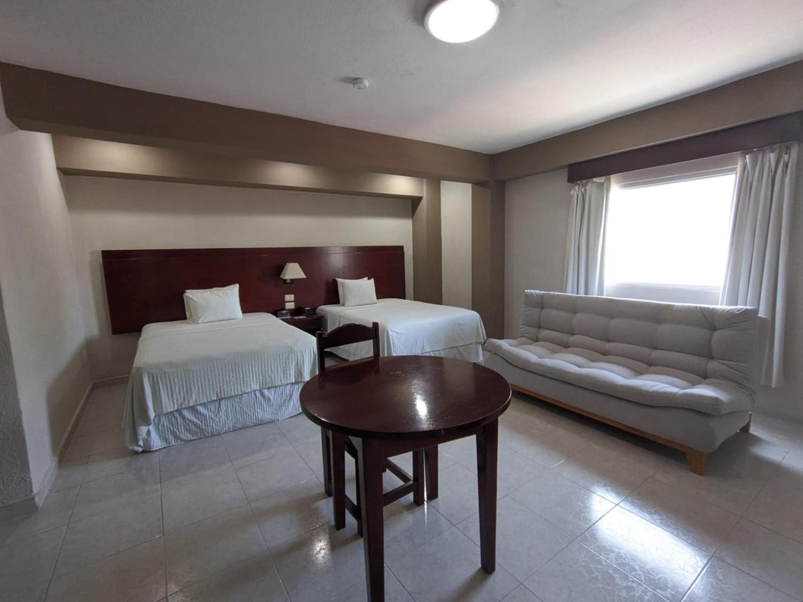 מרידה Hotel Maria Del Carmen מראה חיצוני תמונה